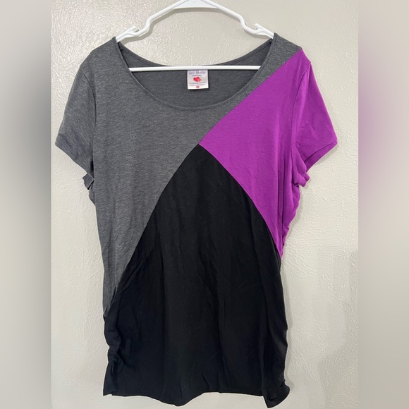 Two Heart Maternity shirt - Picture 1 of 3